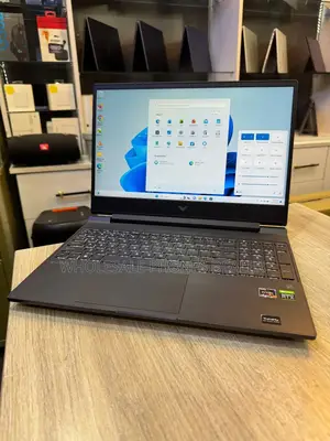 Laptop HP Victus 15 16GB AMD Ryzen 7 SSD 512GB