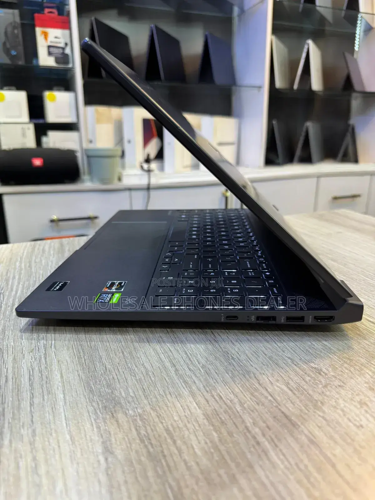 Laptop HP Victus 15 16GB AMD Ryzen 7 SSD 512GB