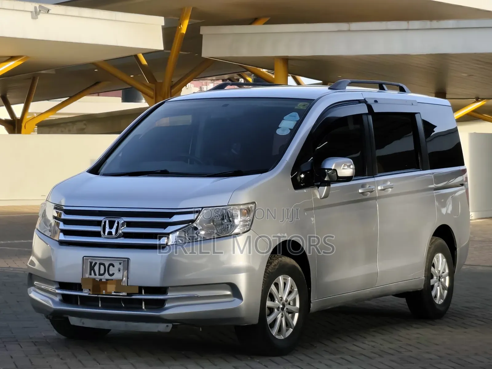 Honda Stepwgn 2014 Silver