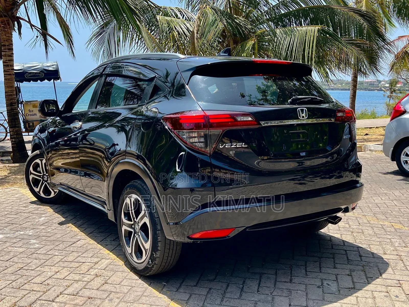 Honda Vezel 2019 Ivory