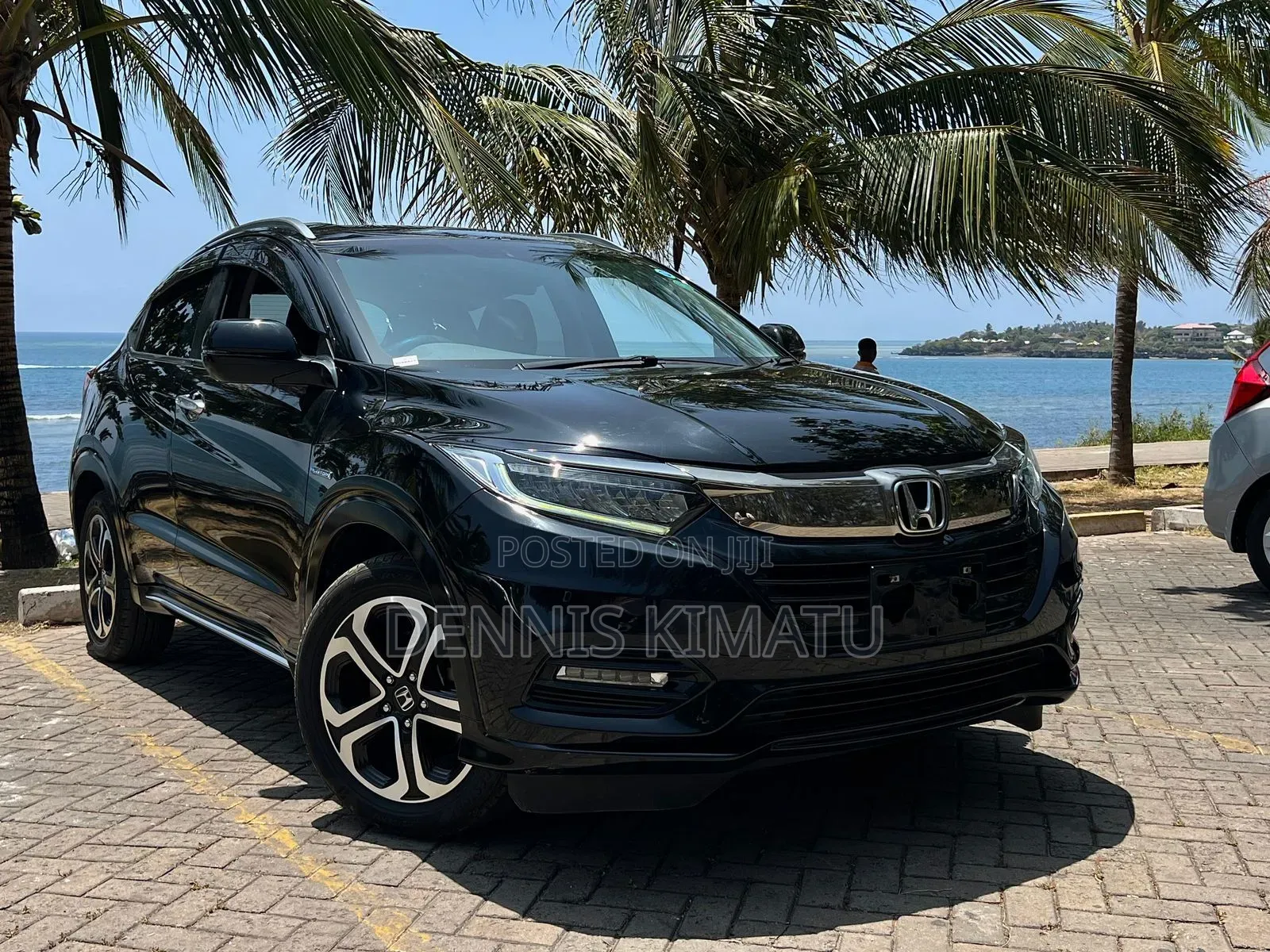 Honda Vezel 2019 Ivory