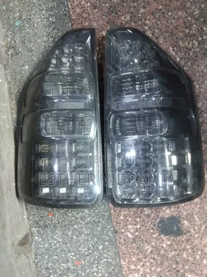Noah 2012 Taillights Darkshade