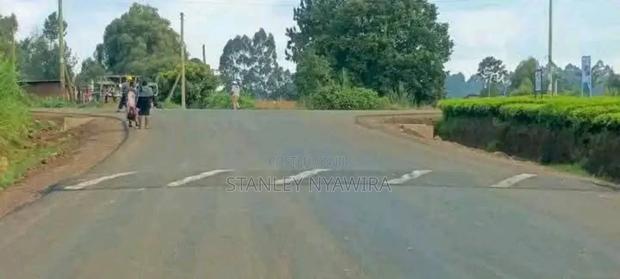 1/4 Plot for Sale Nanyuki Behind Peak View - thumbnail 3