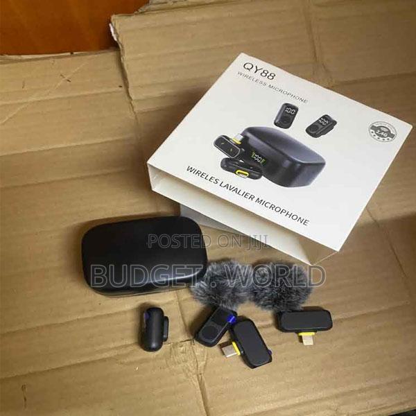 16. Qy88 Magnetic Wireless Lavalier Mic for Content Creators - main view