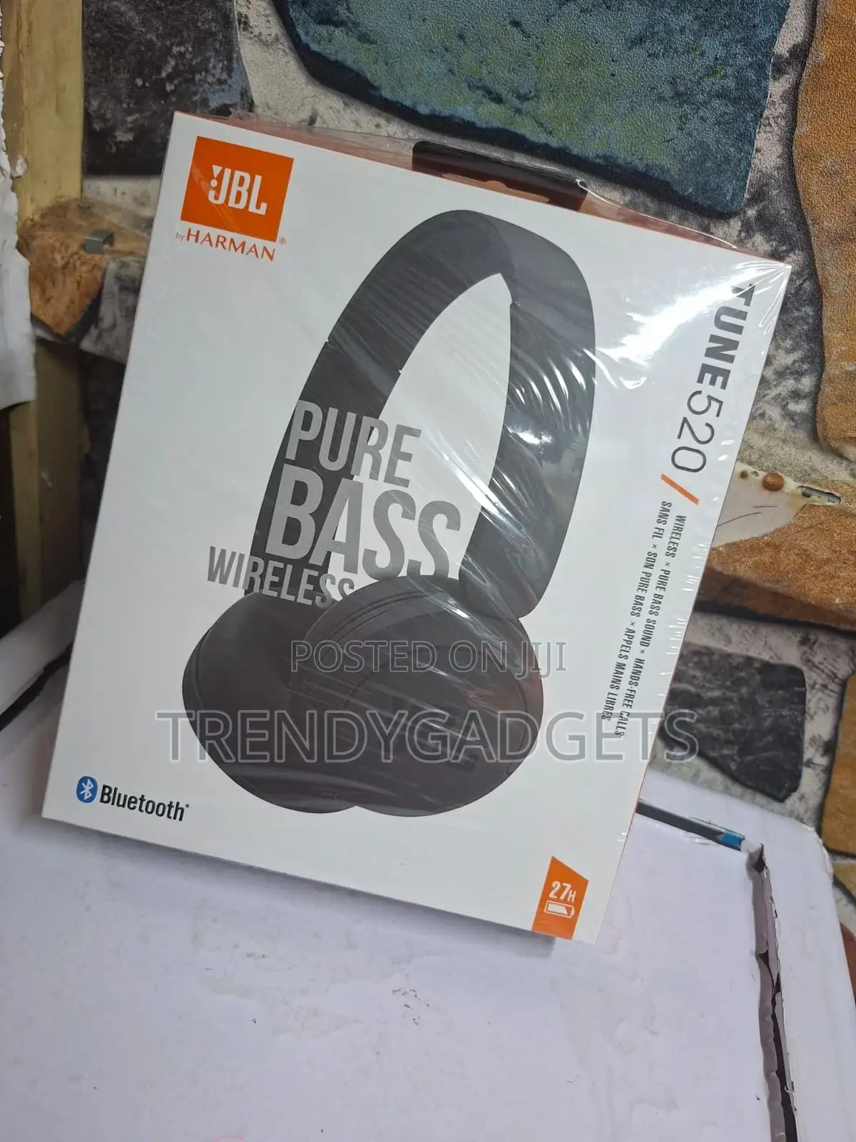 JBL 520 Pure Bass Wireless Headphones for Music Calls