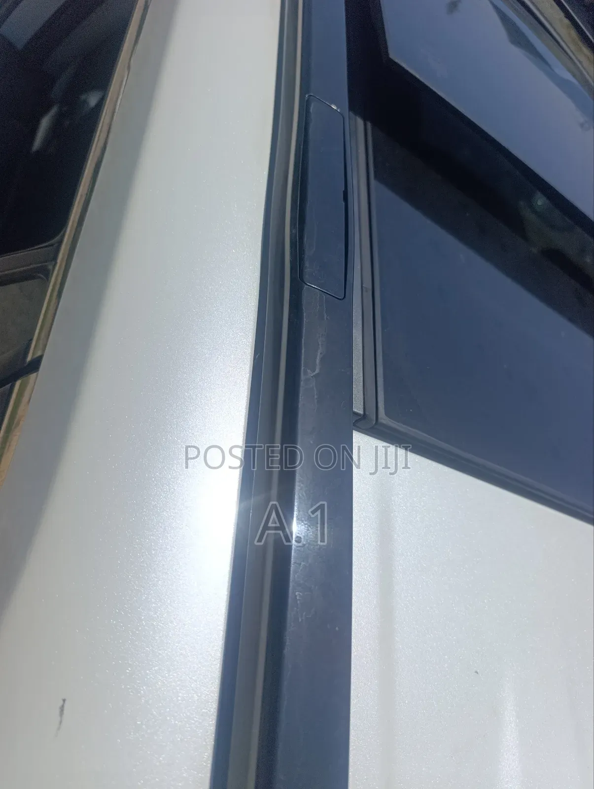 Toyota RAV4 XLE Premium FWD 2019 Pearl