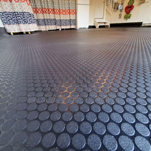 Coin Mat Flooring – Reliable Non-Slip Solution