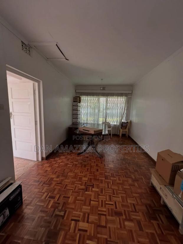 3bdrm Bungalow in Nairobi Plus Sq, Kilimani for rent - thumbnail 5