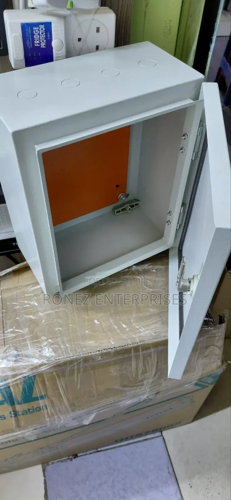 Enclosure 300×250×150 Powder Coated