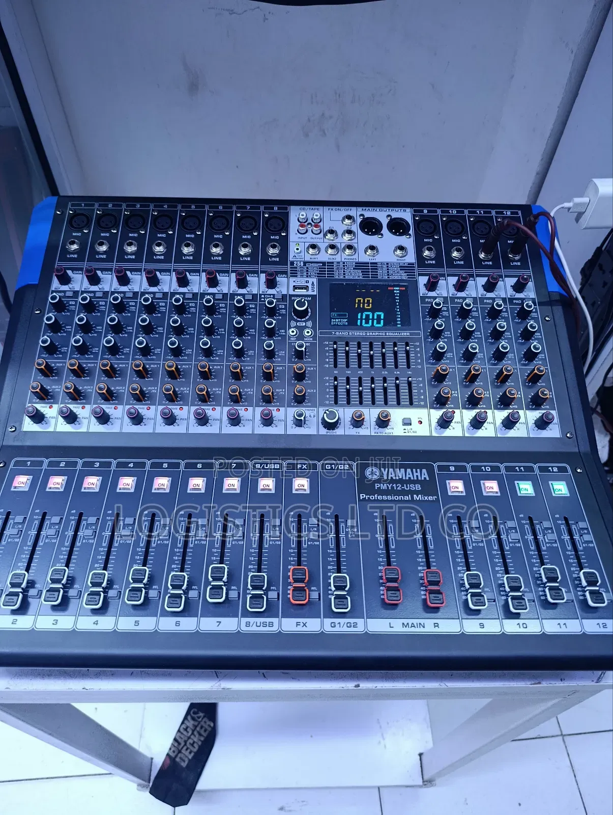 Yamaha Pmy-12 Usb 12 Channels Powered Mixer