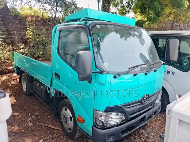 Dyna Blue Manual Open Body