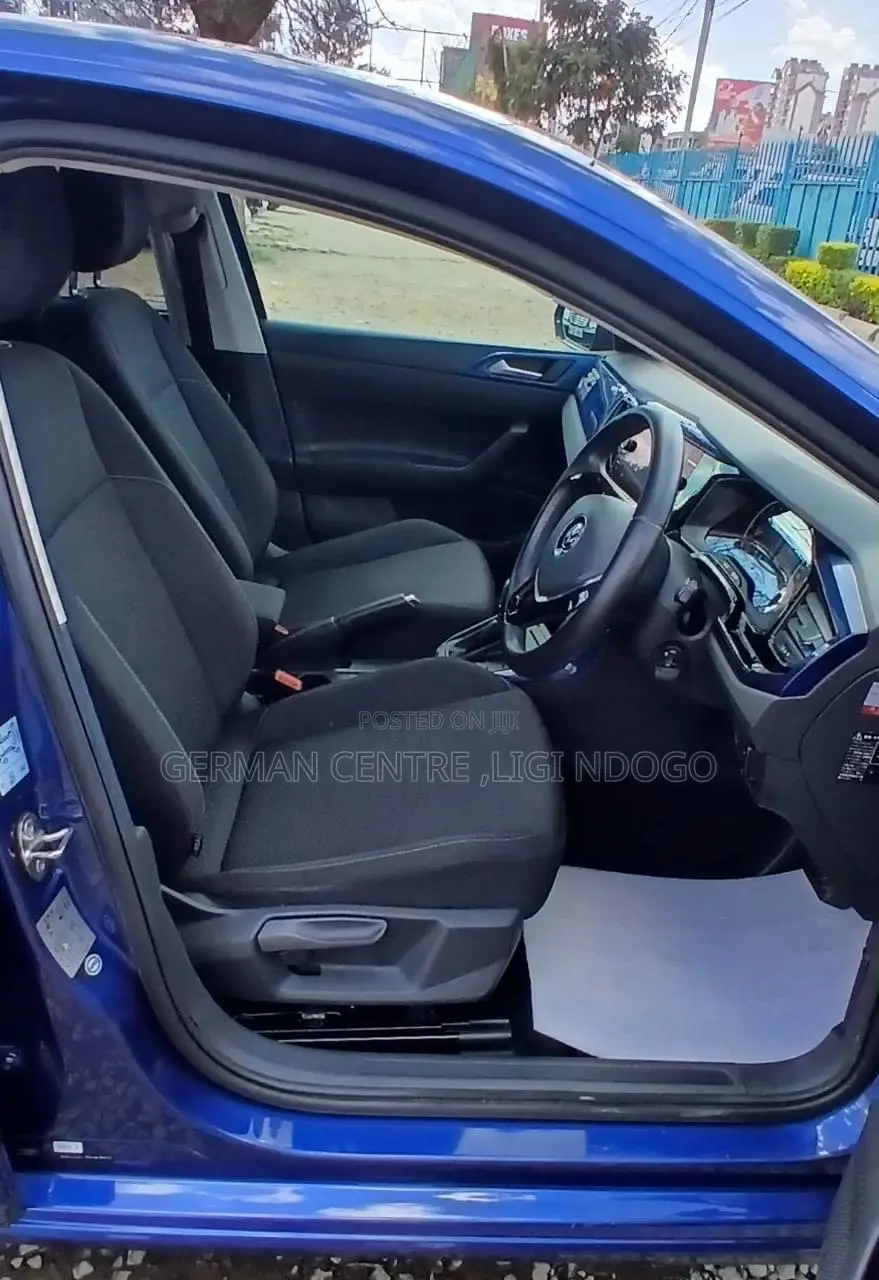 Volkswagen Polo 2018 Blue