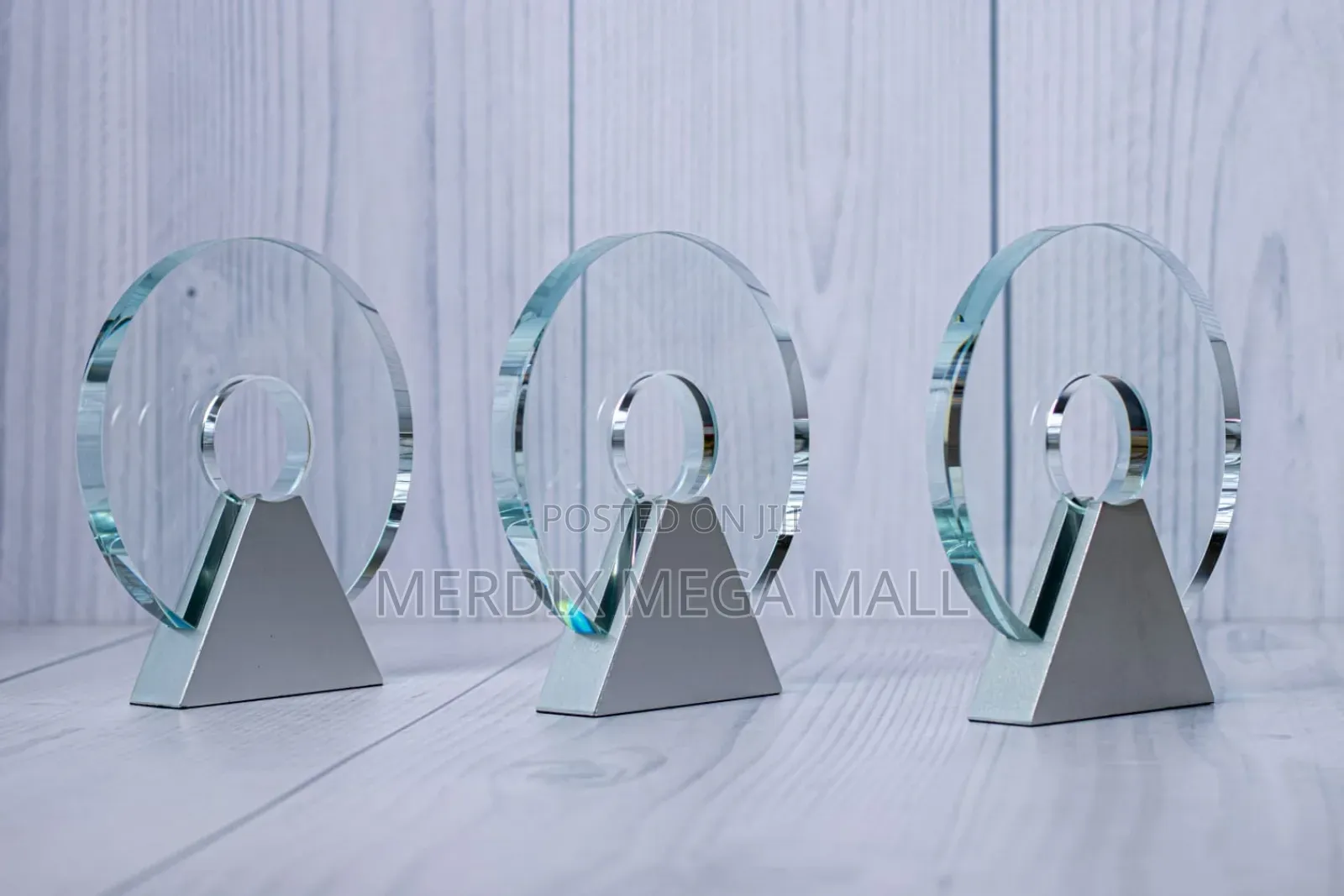 Cresent Moon
Award, Awards