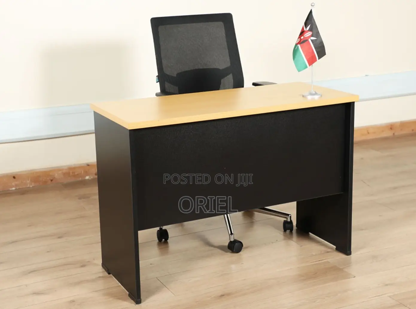 Office Tables; Compact 0.9m Office Desk for Home Corporate Use