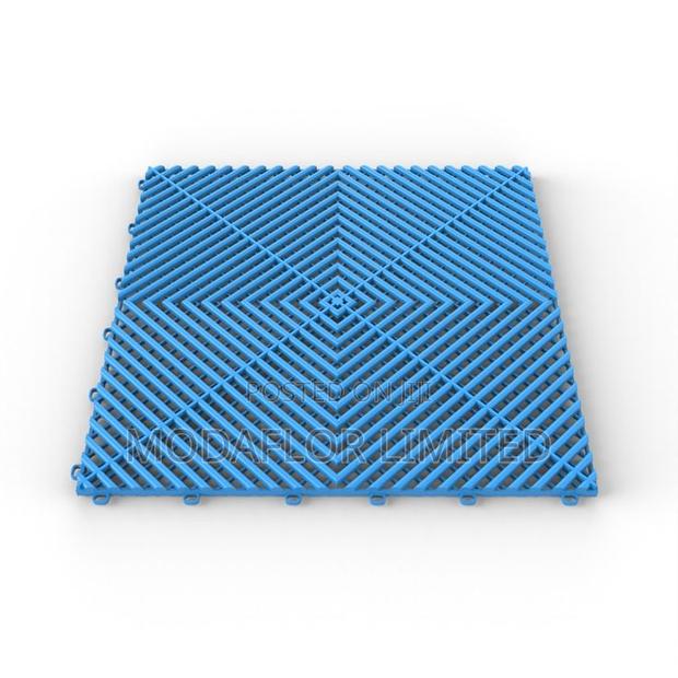 Ribtrax Modular Garage Tiles – Showroom Style Flooring