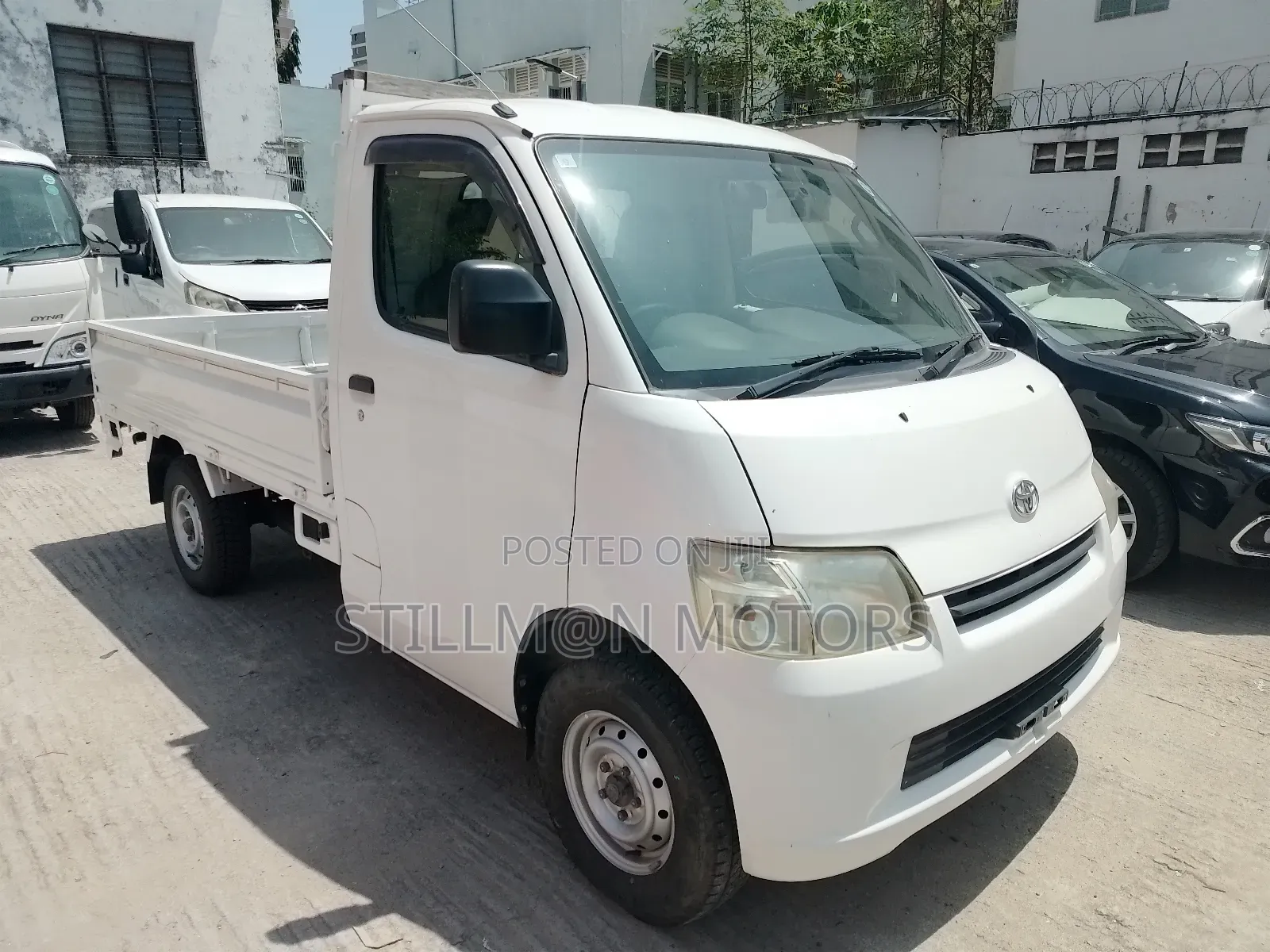 Townce Manual Pick Up