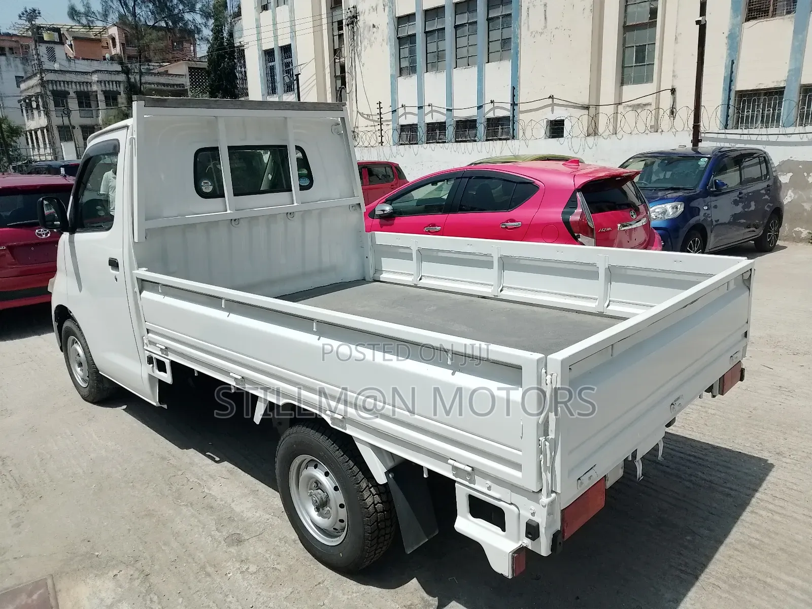Townce Manual Pick Up