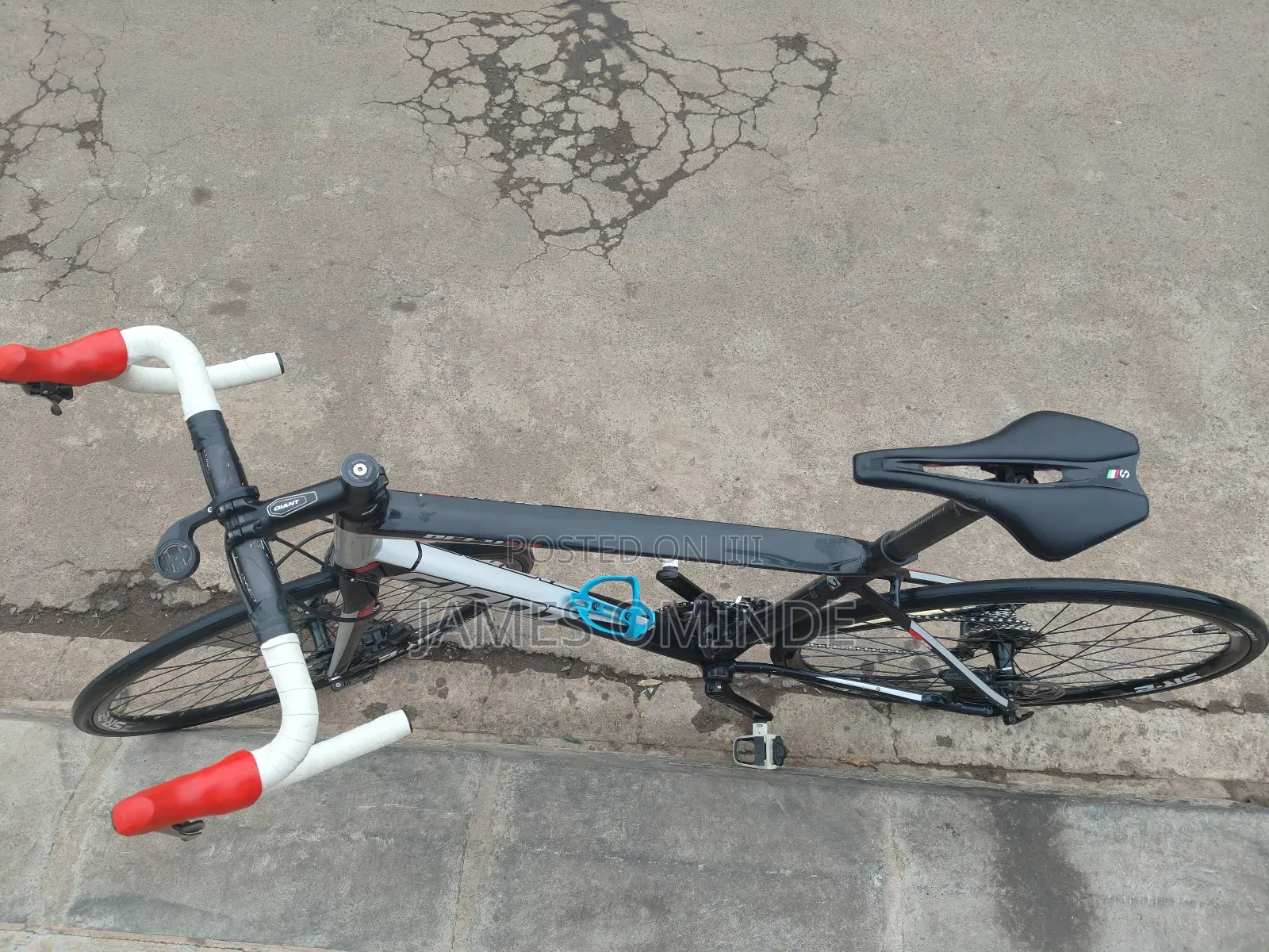 Giant Defy Advanced Allux