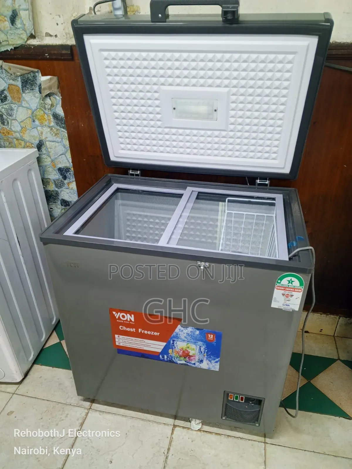 Gray Von Chest Freezer