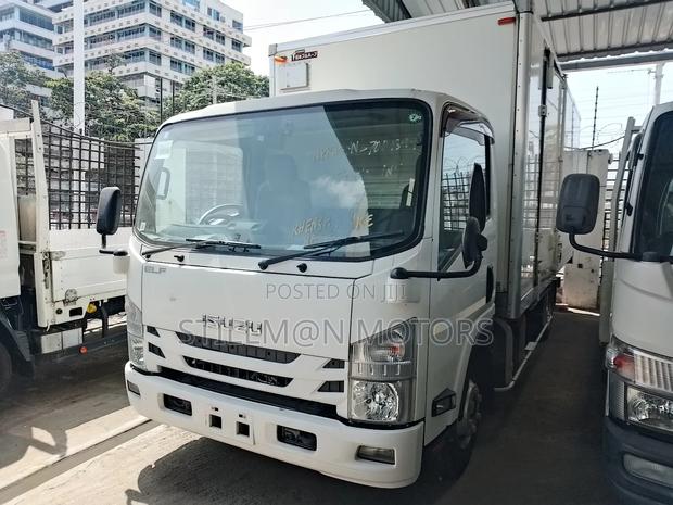 Isuzu Elfu Auto Diesel - thumbnail 3