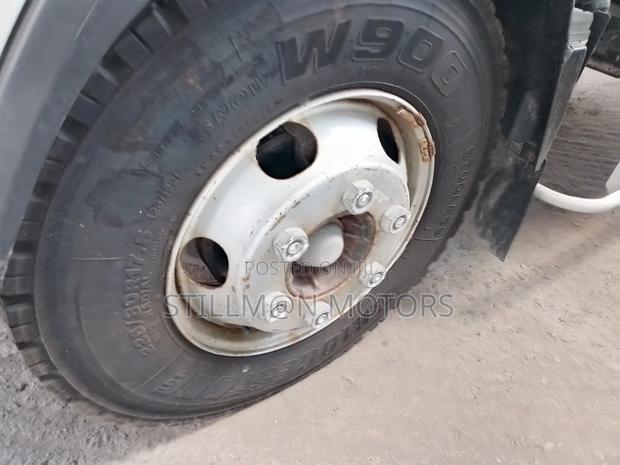 Isuzu Elfu Auto Diesel - thumbnail 5