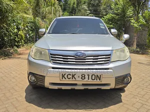 Subaru Forester 2011 Silver
