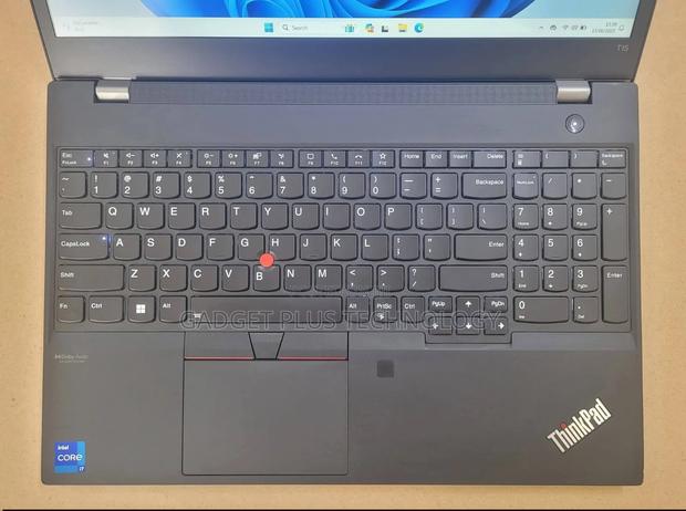 Laptop Lenovo Thinkpad T15 Gen1 16GB Intel Core I7 SSD 512GB