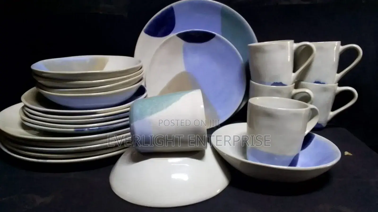 24 PCS Ceramic Dinner Set