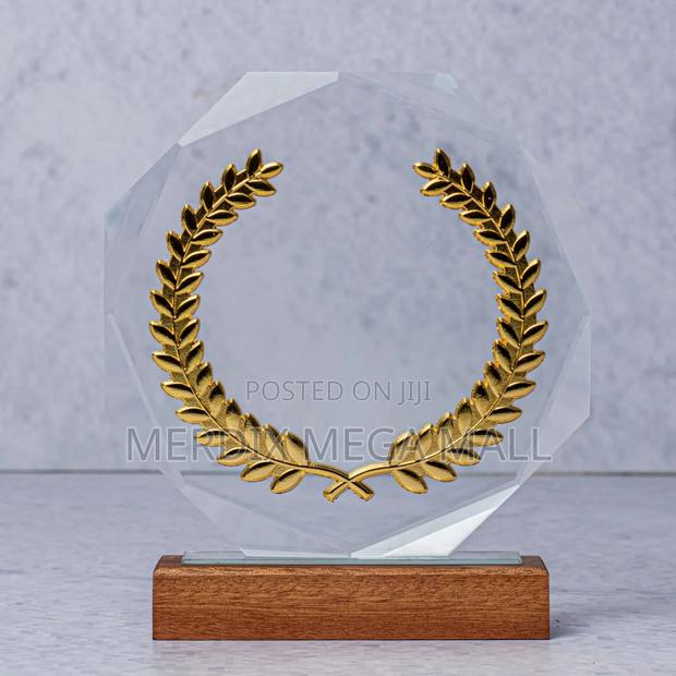 Wb271Crystal Award, Awards - thumbnail 3