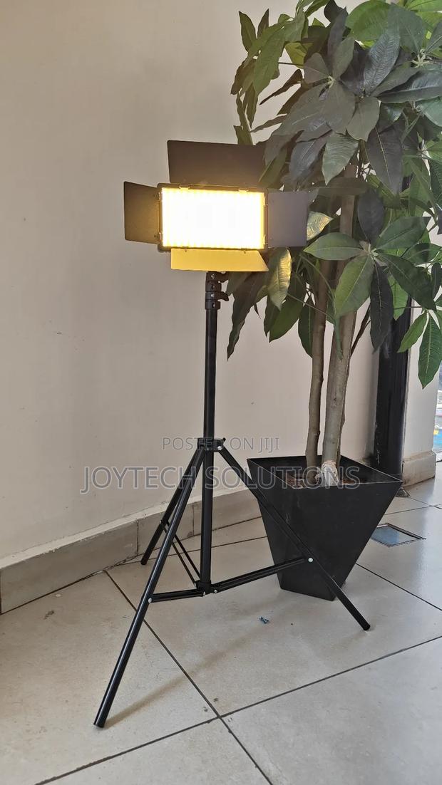 Camera Lights - main view