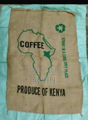 Gunny Bugs /Ngunia - main view