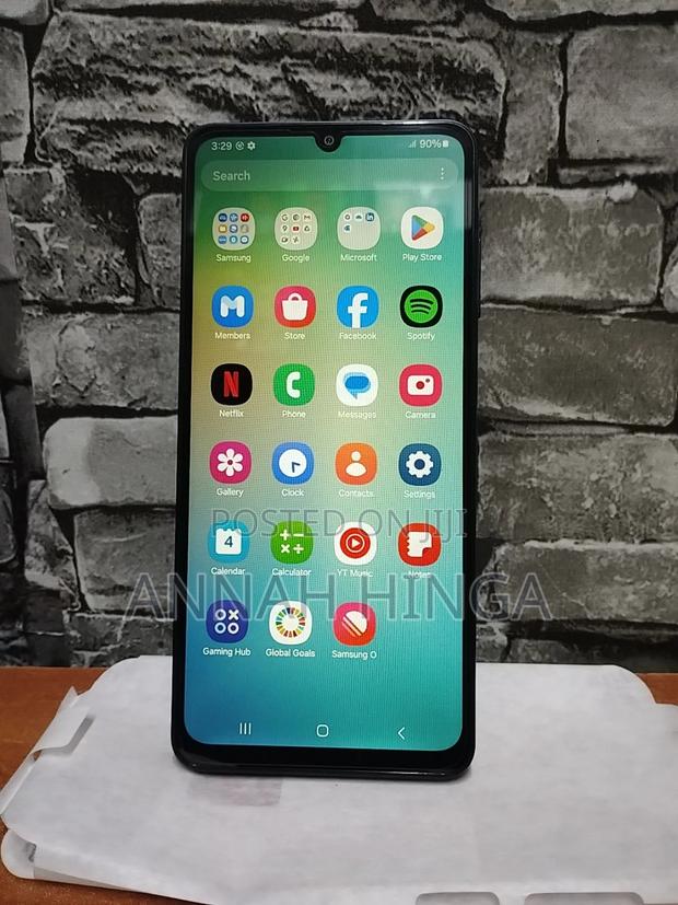 Samsung Galaxy A06 128 GB Black - thumbnail 3