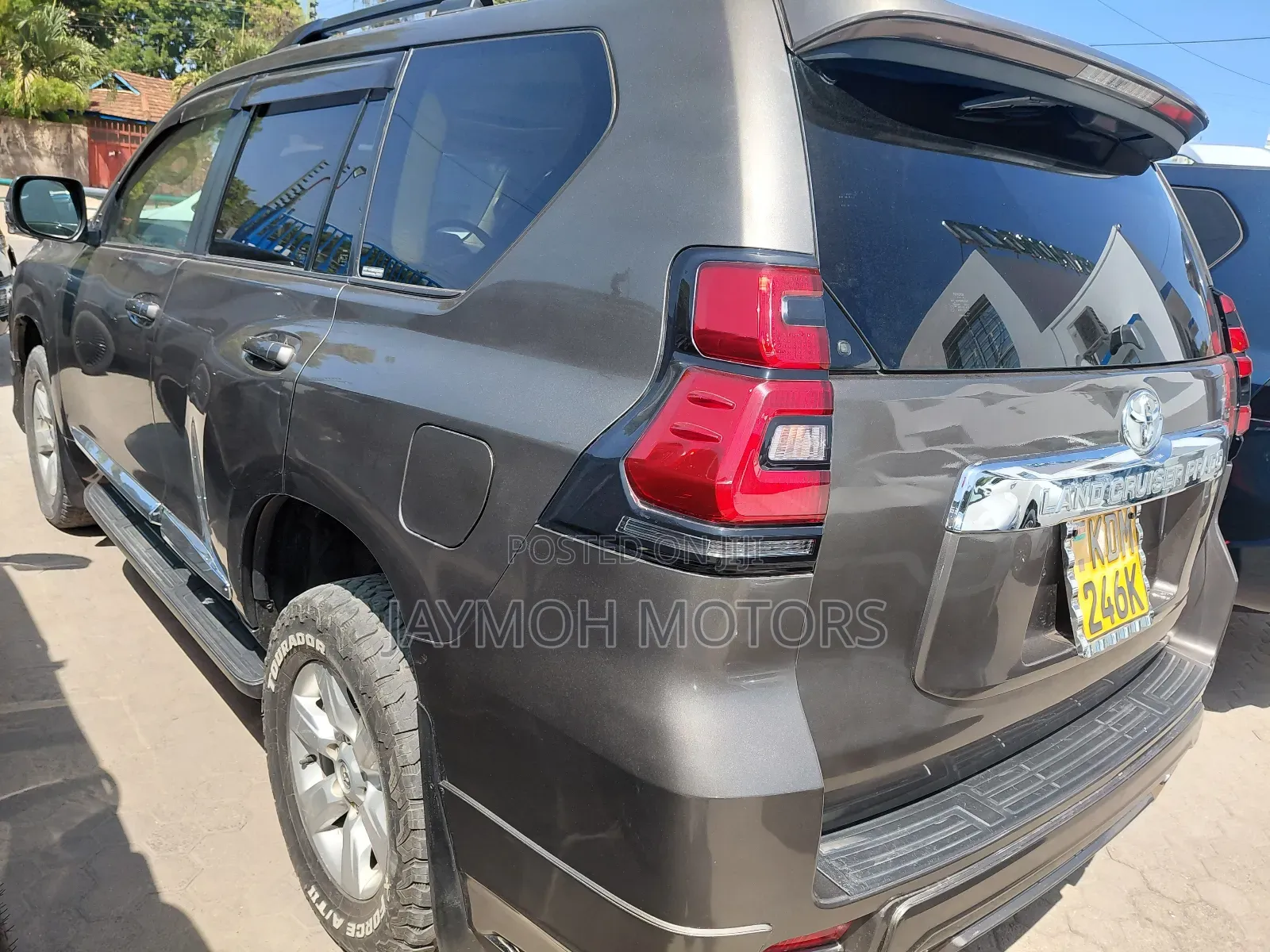 Toyota Land Cruiser Prado 2017 Gray