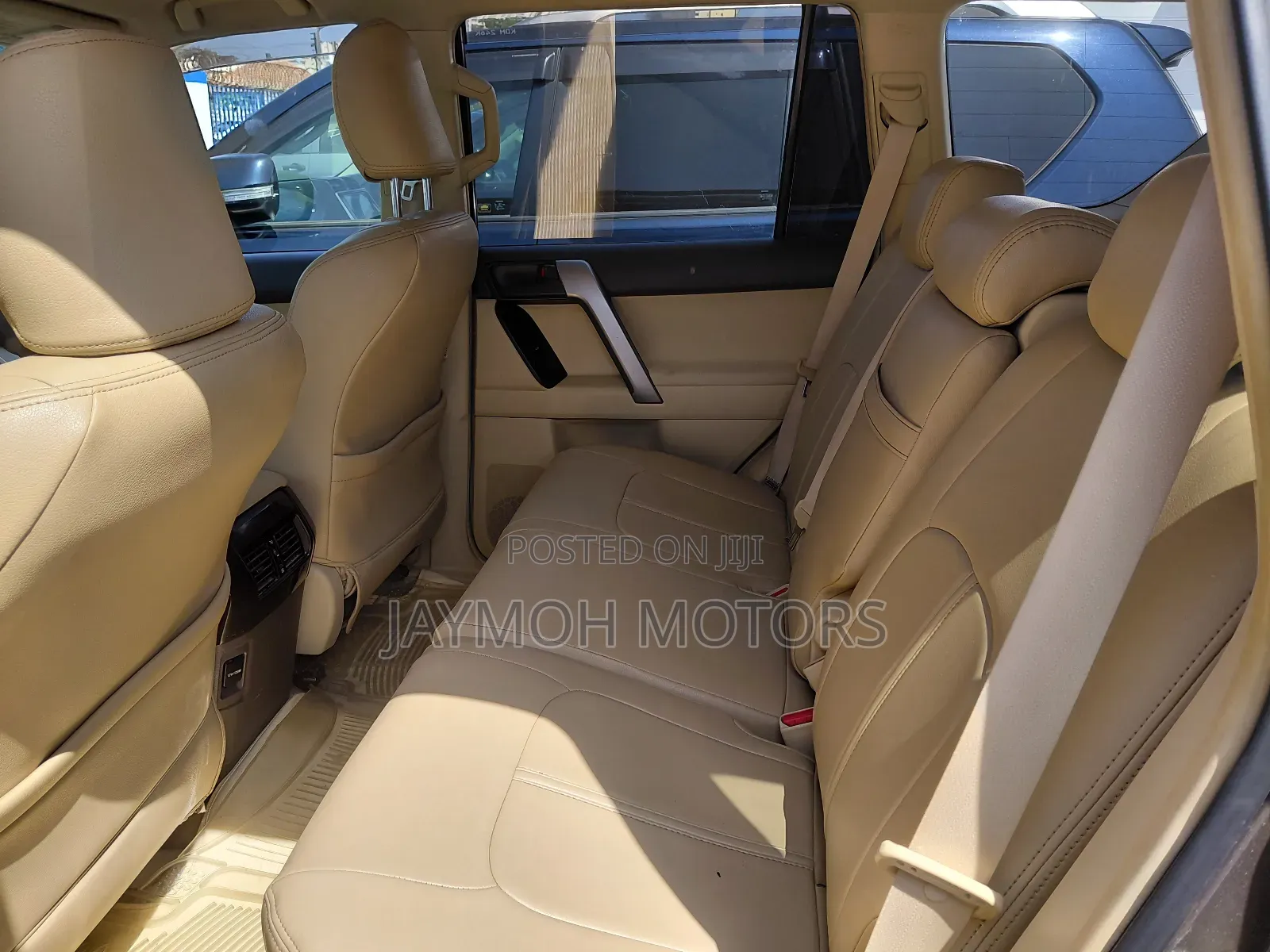 Toyota Land Cruiser Prado 2017 Gray