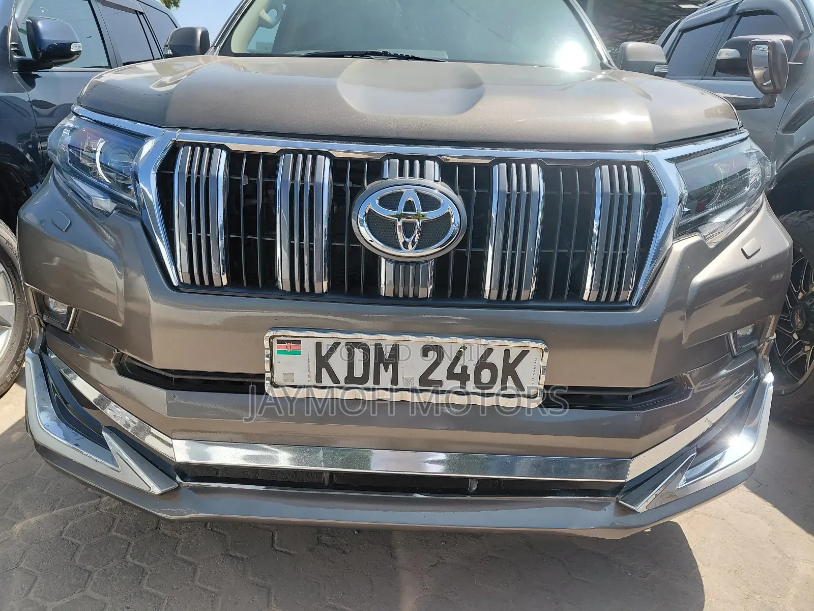 Toyota Land Cruiser Prado 2017 Gray