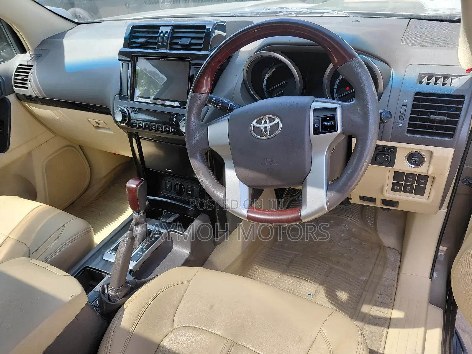 Toyota Land Cruiser Prado 2017 Gray
