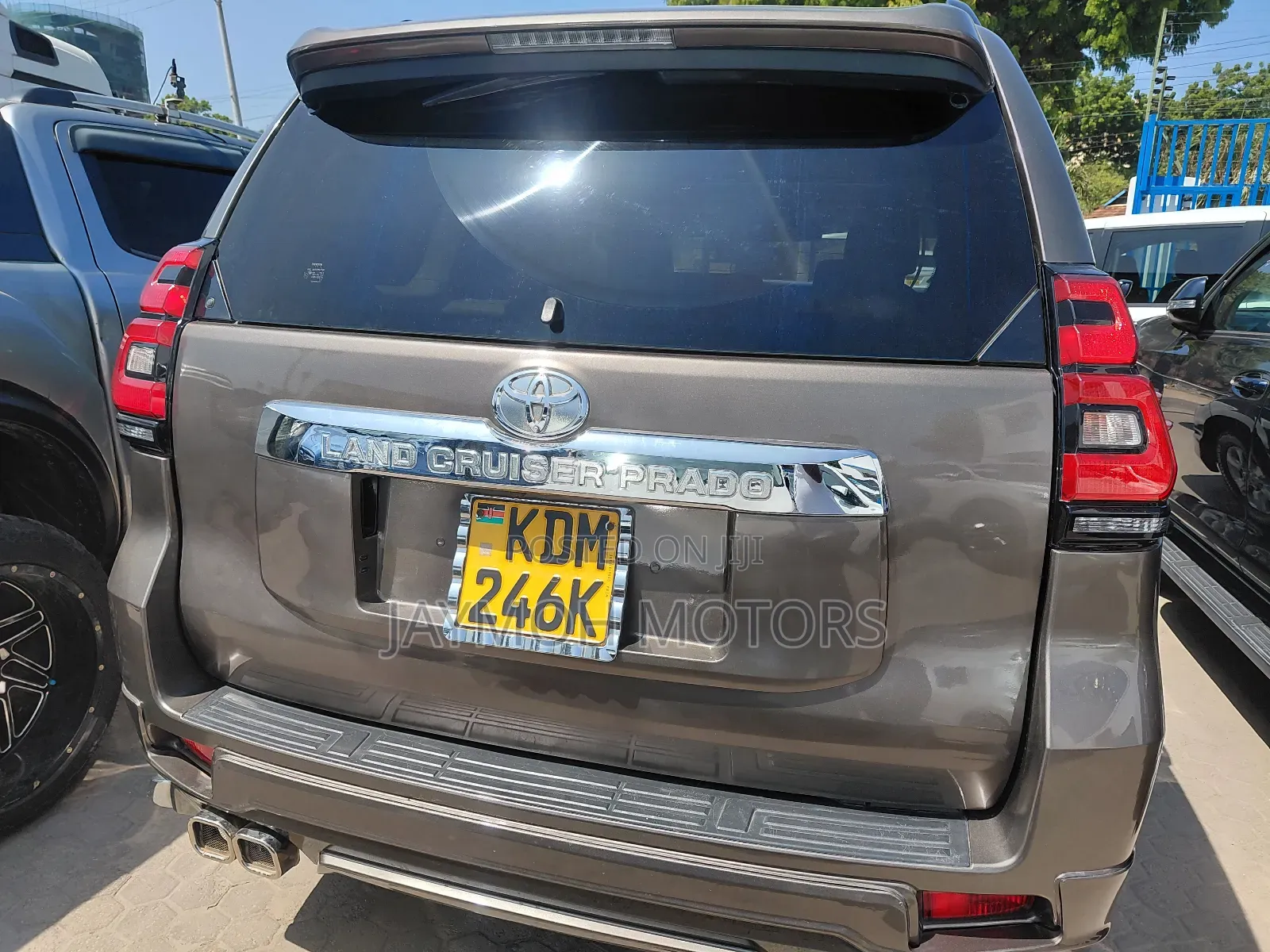 Toyota Land Cruiser Prado 2017 Gray