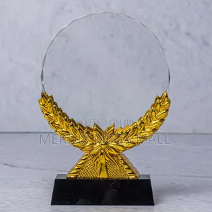 Un864
Crystal Award,Awards