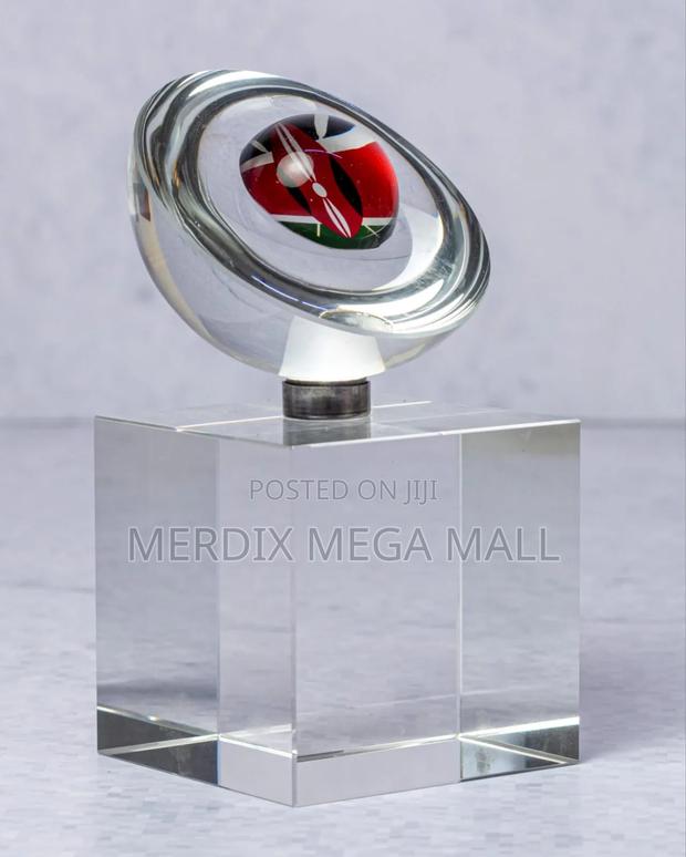 Mzalendo Awards, Crystal Award,Awards - thumbnail 3