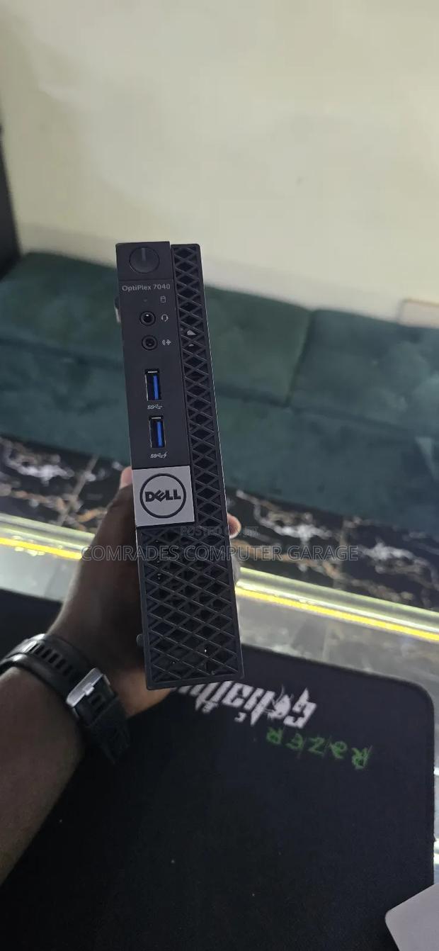 Desktop Computer Dell 8GB Intel Core I7 SSD 256GB - main view