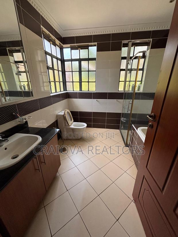 5bdrm Villa in Runda for sale - thumbnail 10