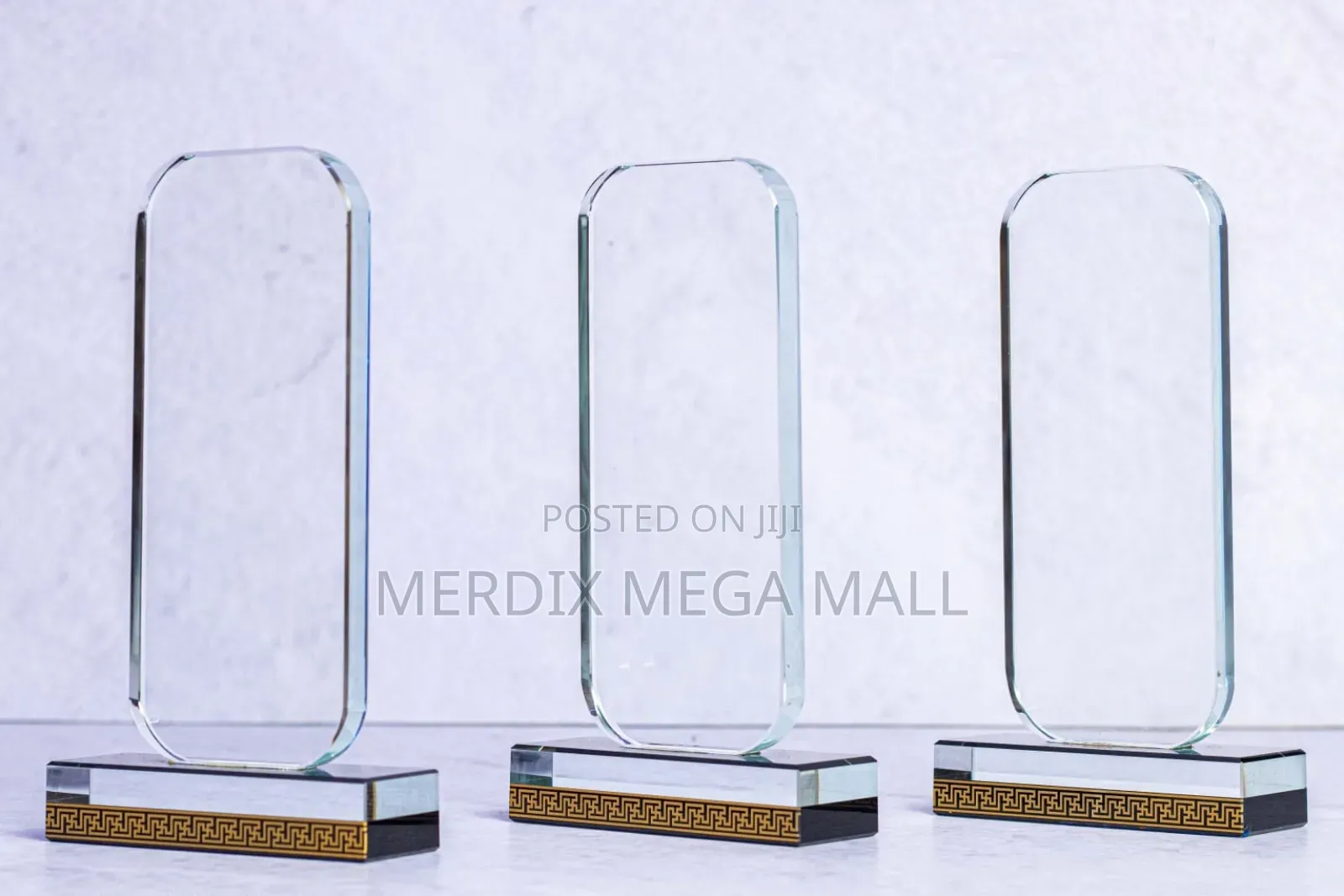 Kny-10 Crystal Award, Awards
