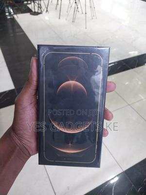 Apple iPhone 12 Pro Max 256 GB Gold - main view