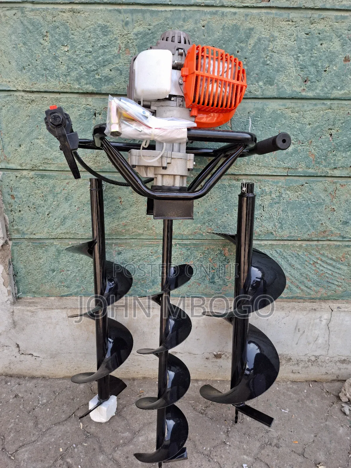 4 Stroke Earth Auger Machine