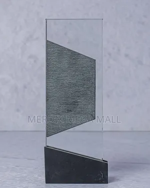 6080 Crystal Award
,Awards