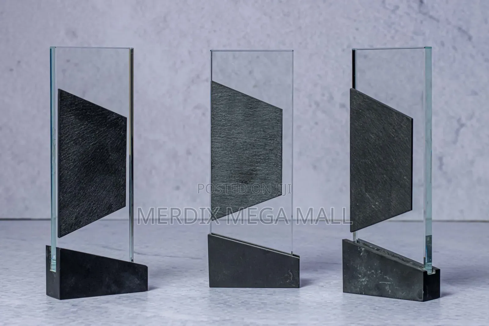 6080 Crystal Award
,Awards