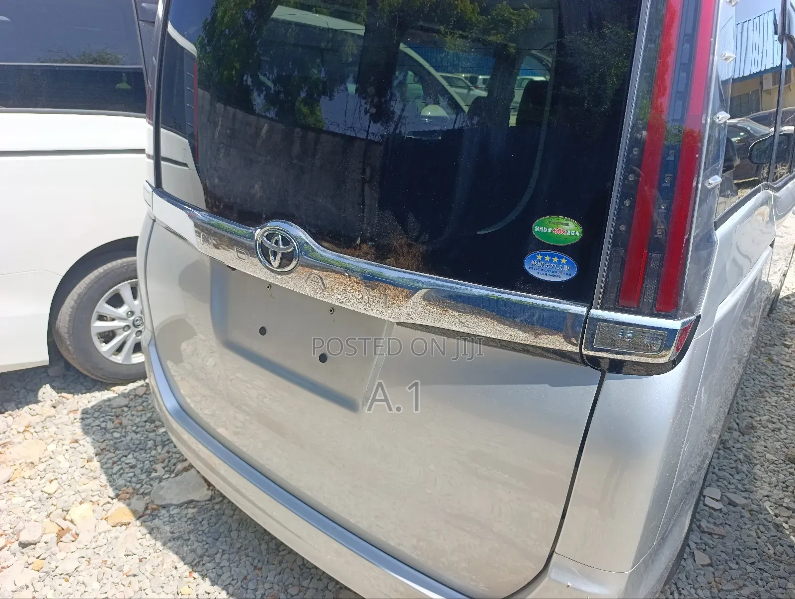 Toyota Noah 2.0 FWD (8 Seater) 2019 Silver
