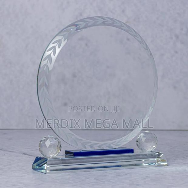 Round Crystal Award , Awards - main view