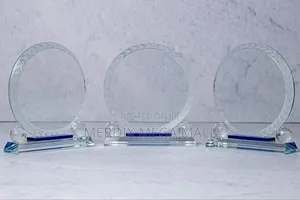 Round Crystal Award , Awards