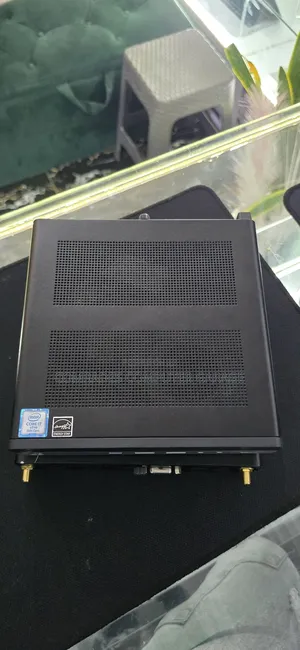 Desktop Computer HP 8GB Intel Core I7 SSD 256GB